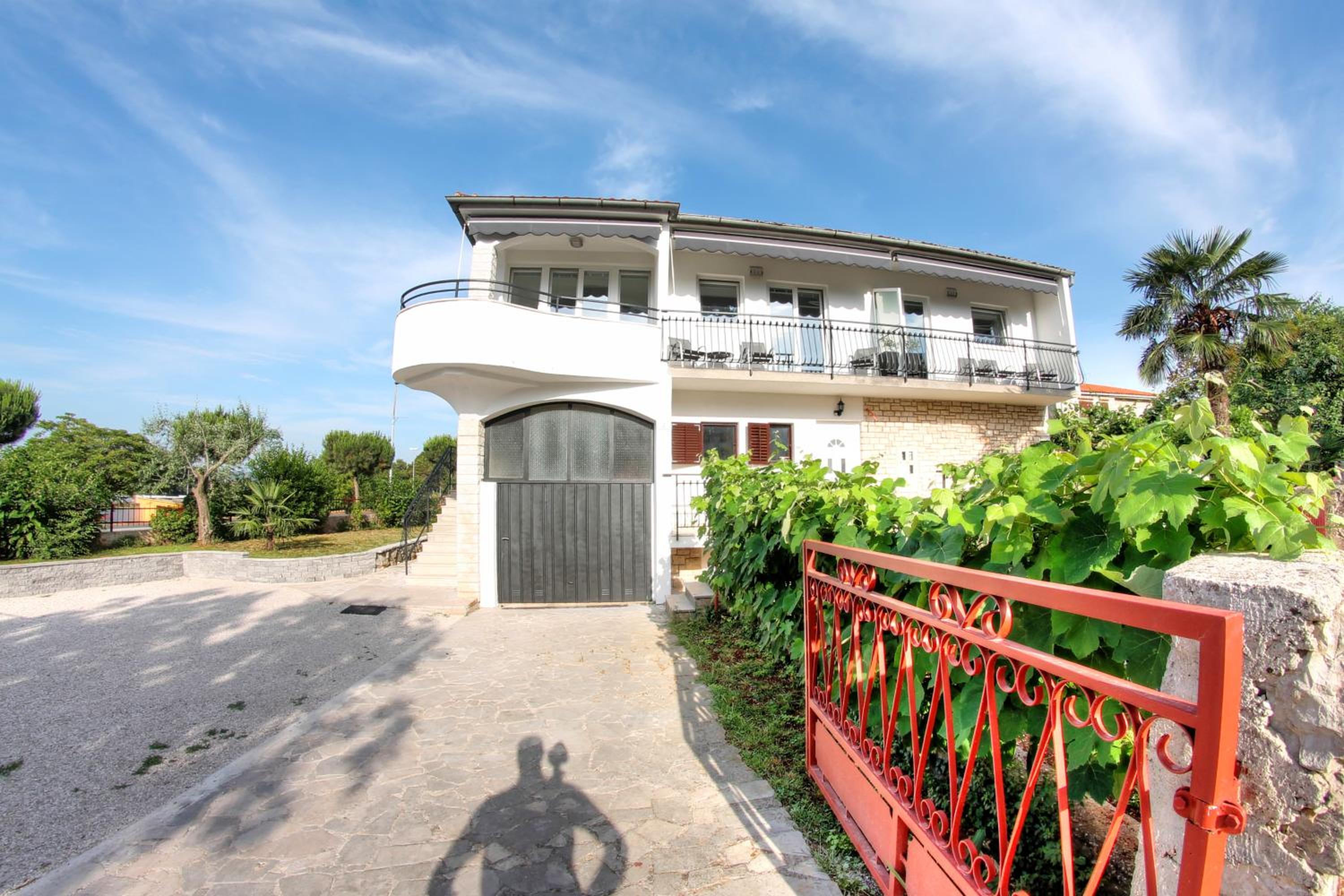 Apartments Nebuloza