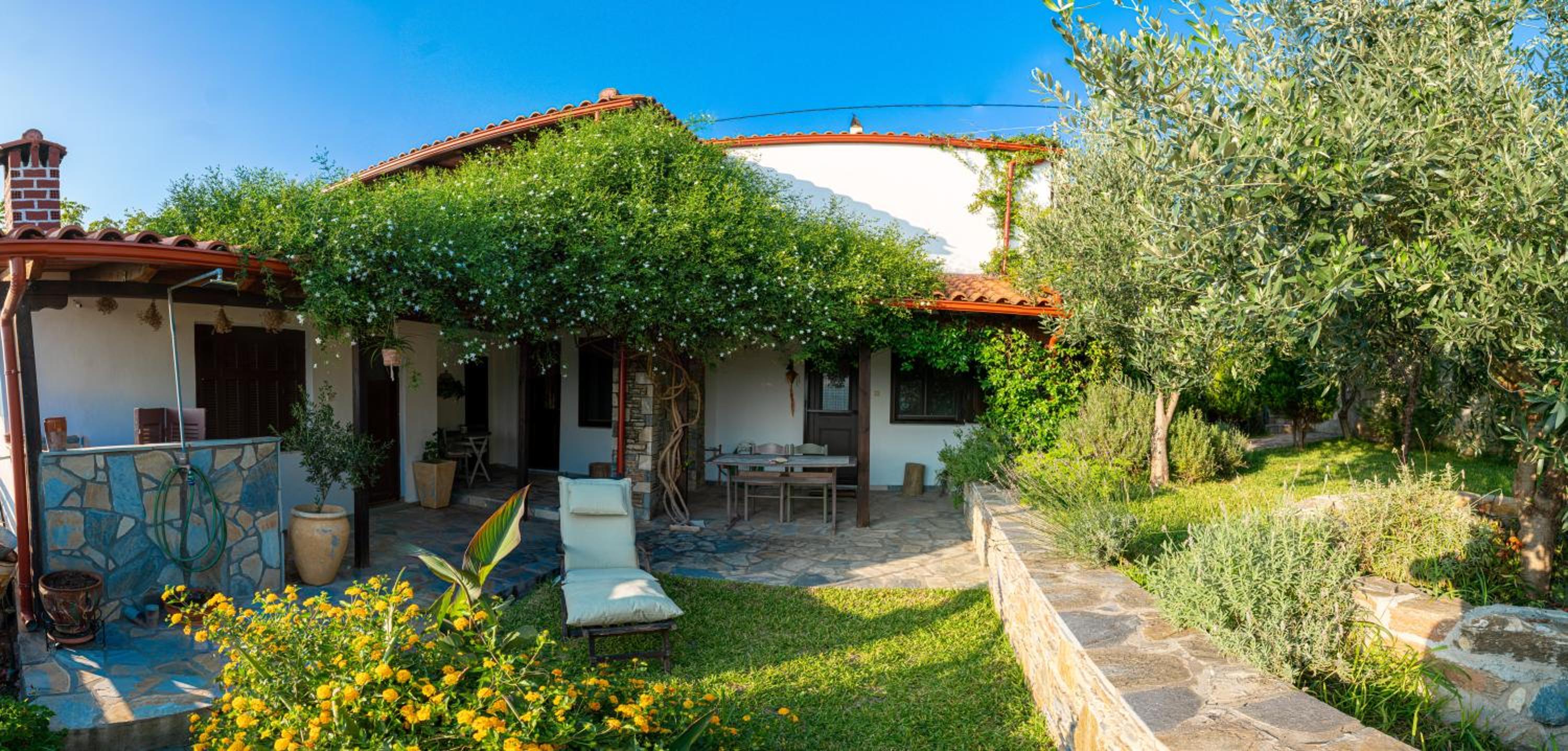 Villa Achinos