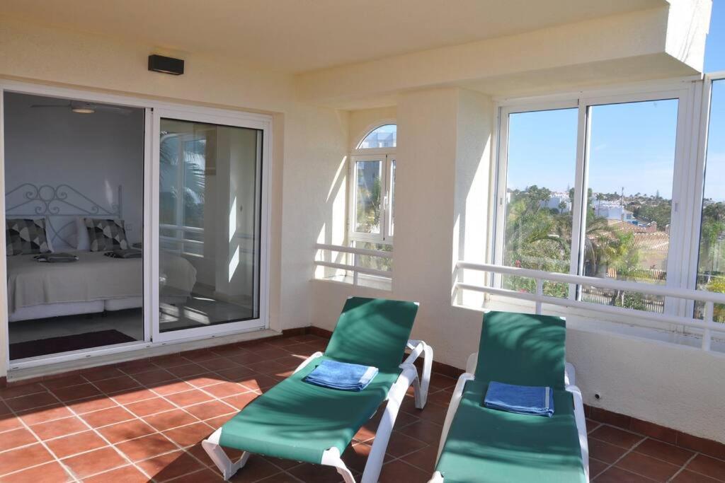 Spectacular 3 bedrooms Sea Views apartment