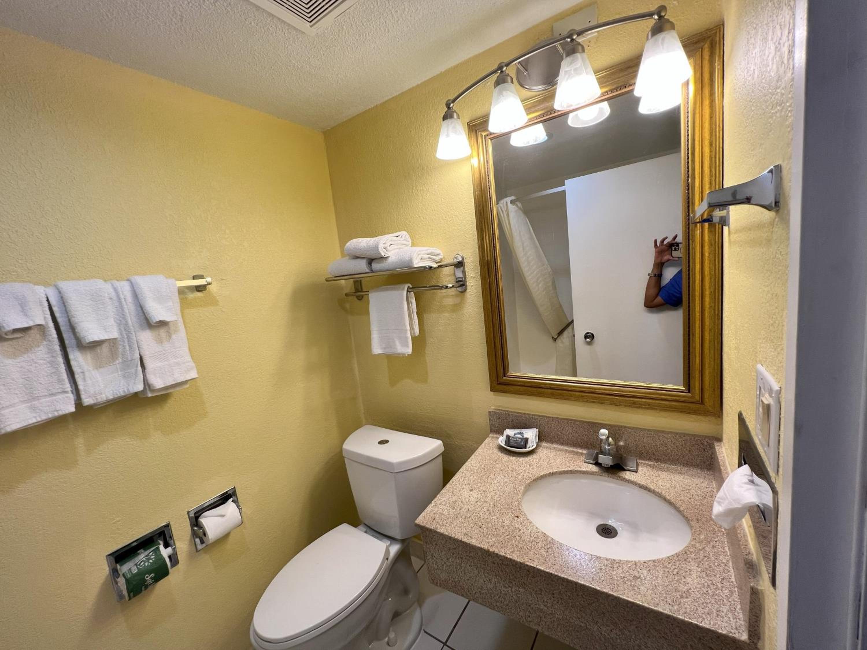 Countryside Suites Kansas City Independence I-70 East Sports Complex Hotel, Bilde 65