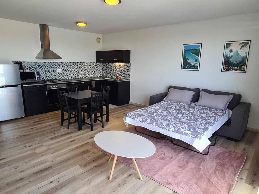Appartement F2 Ninirei