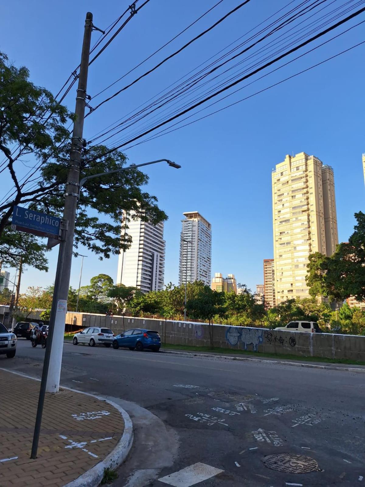 1107 Ponte Laguna, Pq Burle Marx, Apto 1 dorm e Varanda