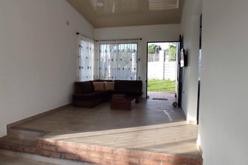 Agradable casa de campo en La Ulloa, Rivera(Huila)
