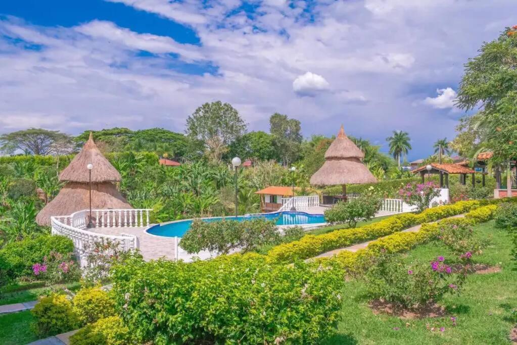 Casa Azabache Traditional Colombian villa