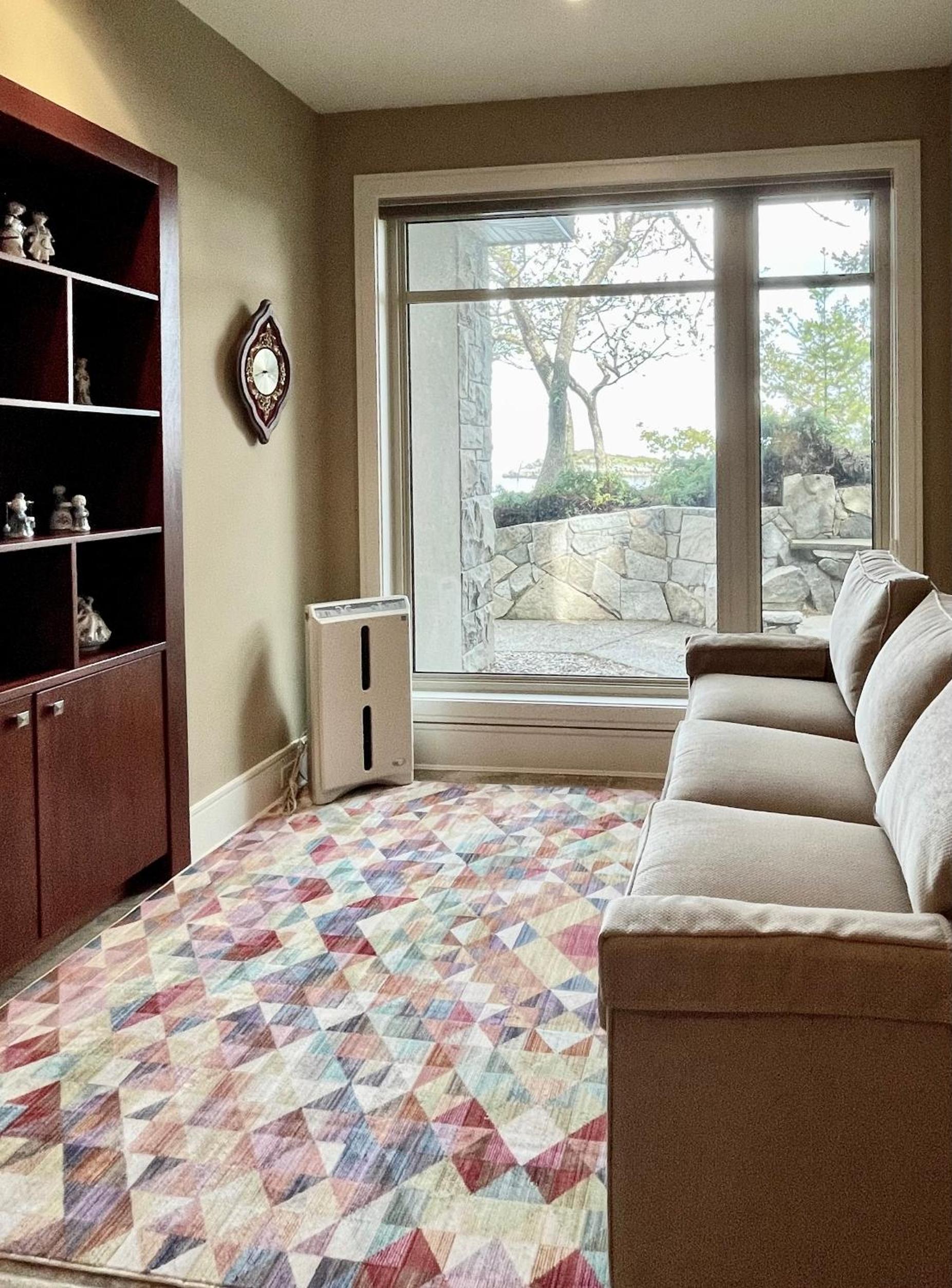 Waterfront deluxe guest suite