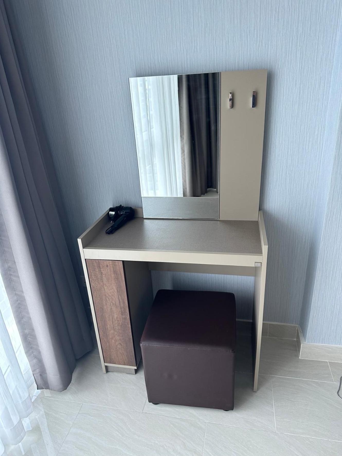 Large Deluxe Condo Grand Avenue Central Pattaya view 5