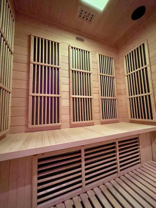 Zen Spa Oasis Retreat Sauna/Hotub/Firepit/Fun/Gameroom - Property Image 4