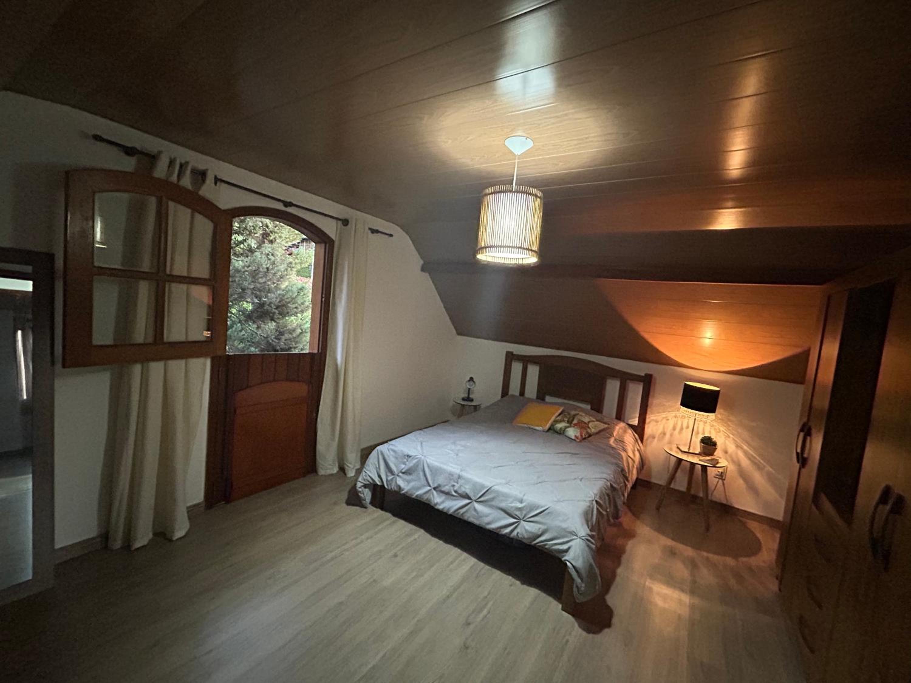 Confortável Chalet na Serra proximo ao Centro
