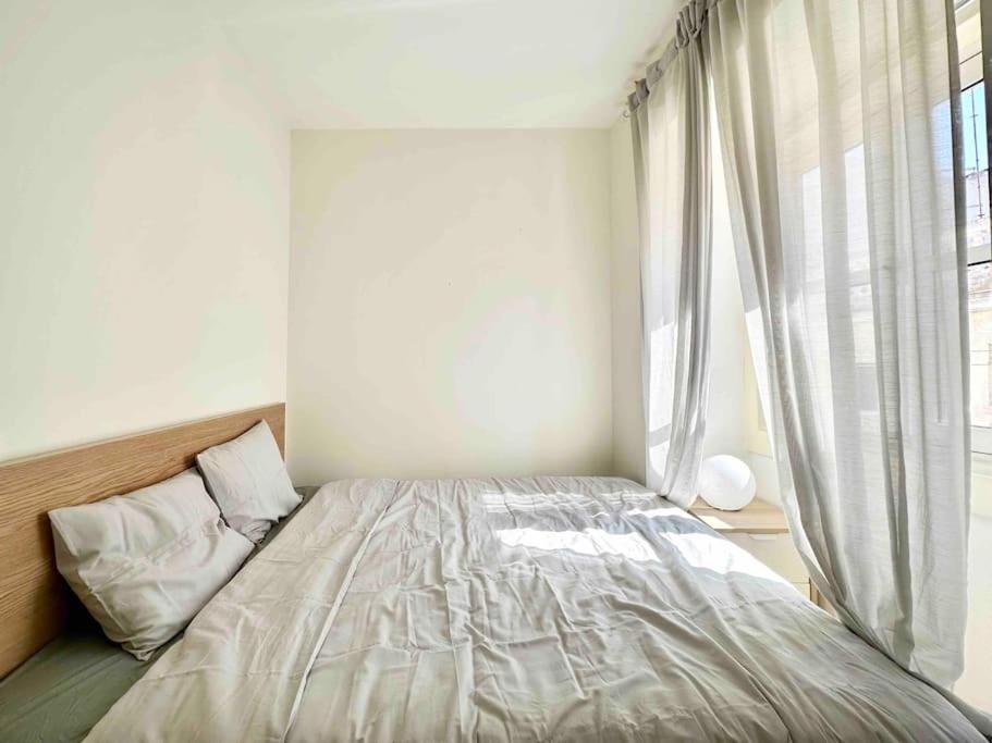 Central Apartment for Party Lovers view 5