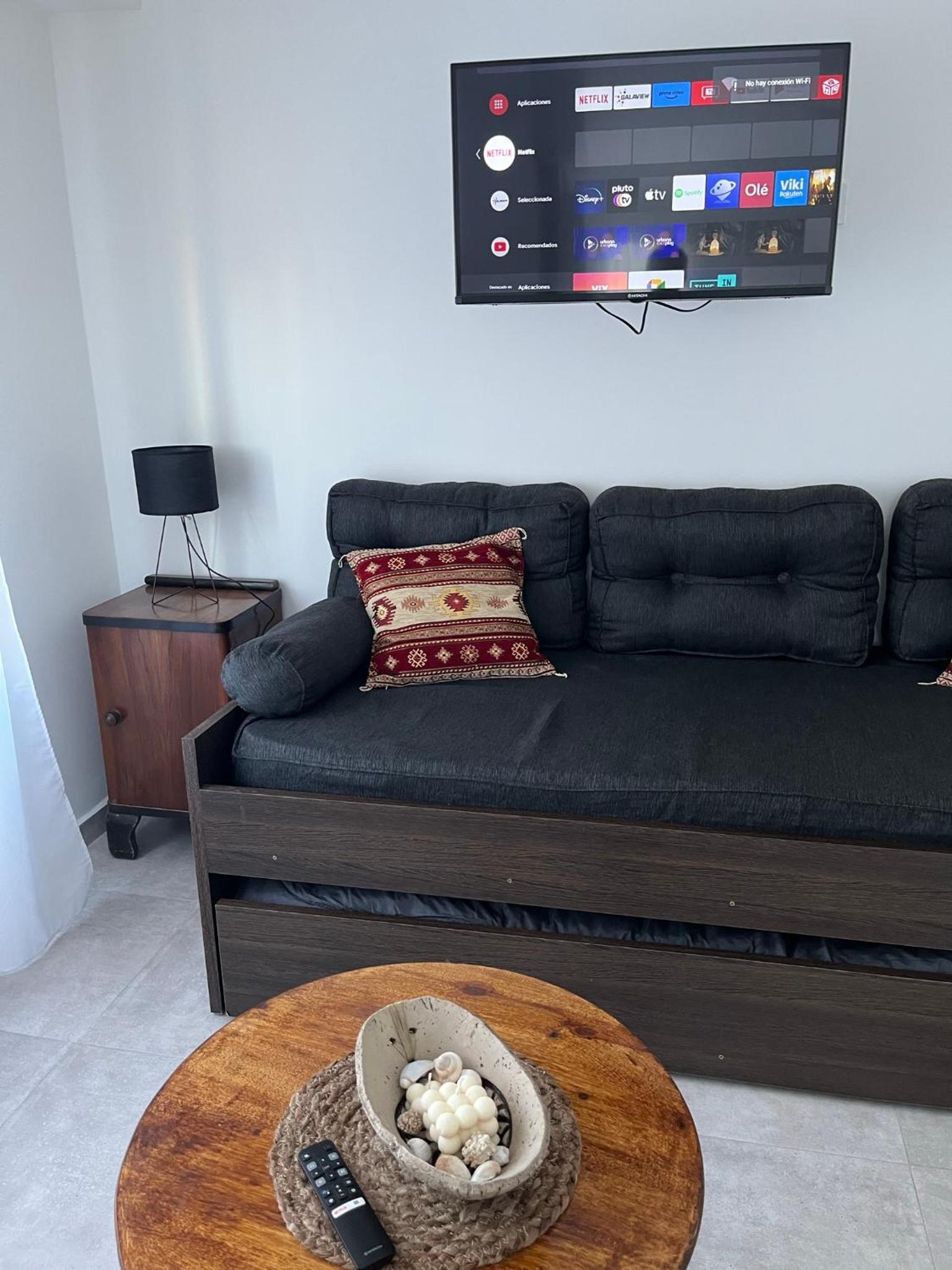 Departamento nuevo con balcón