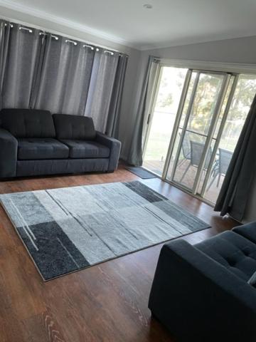 Sandy Hollow Tourist Retreat
