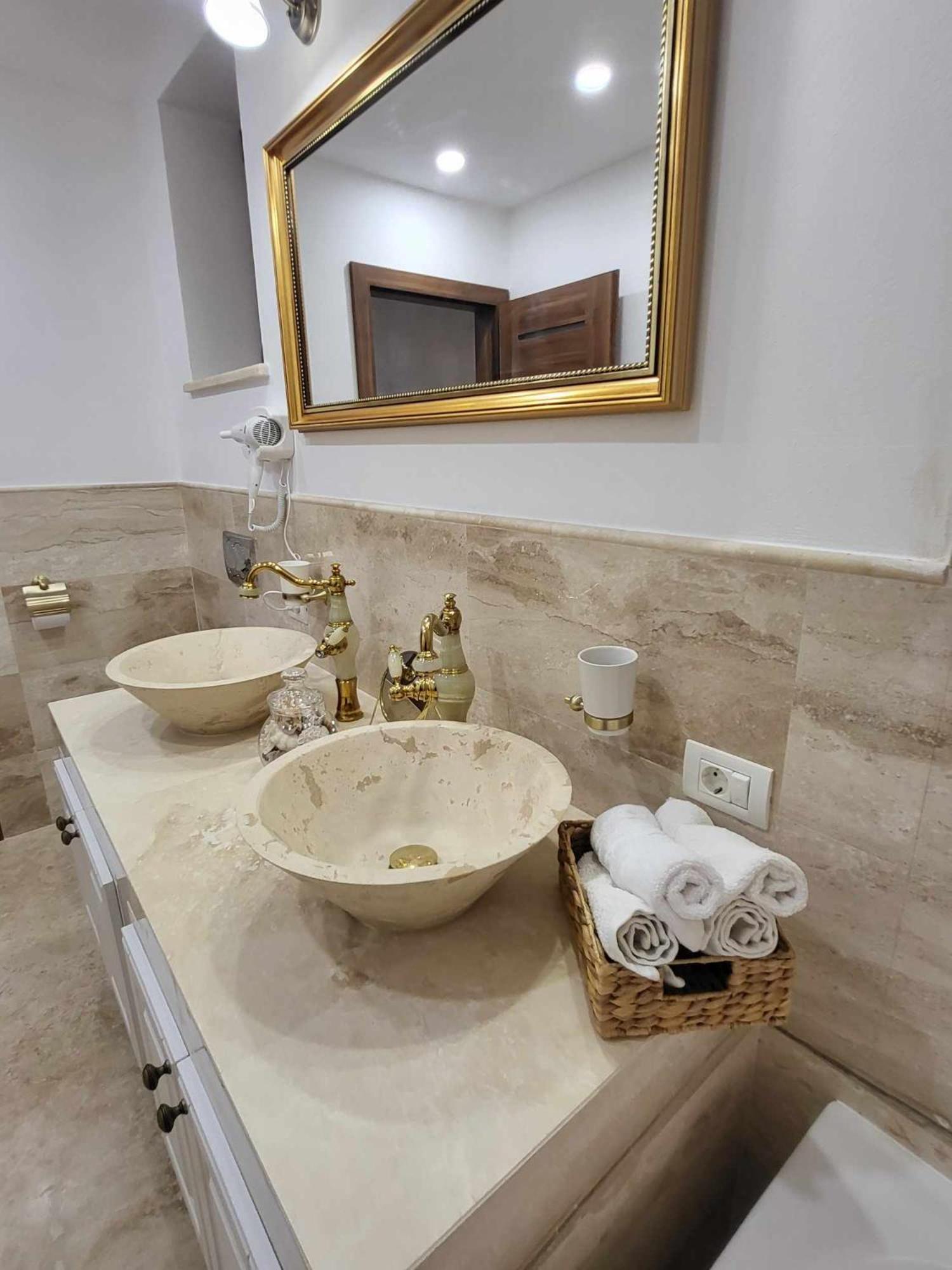 Sika Grand Palladium Garden & Spa Central Apartment - cazare Arad - self check in