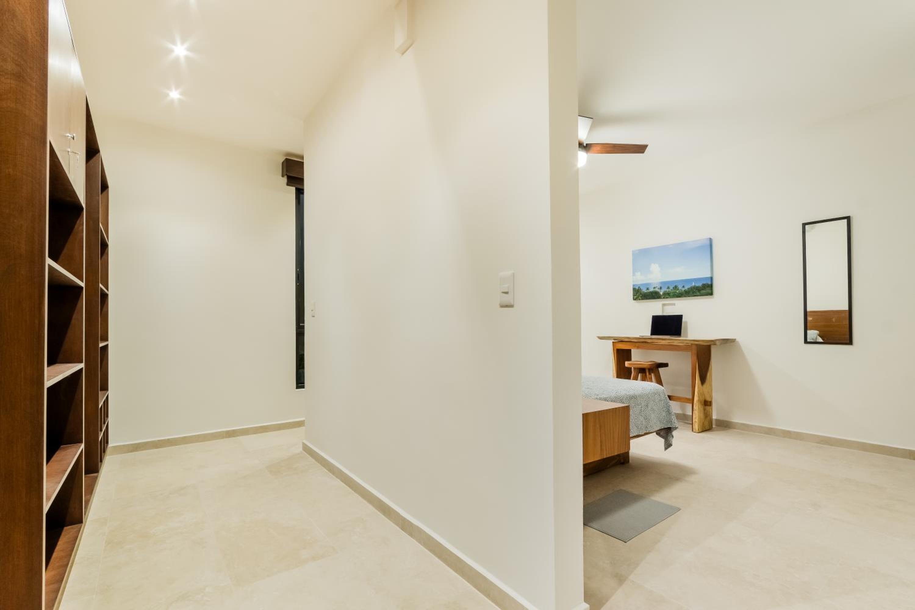 Private Luxury Room with private bath and breakfast