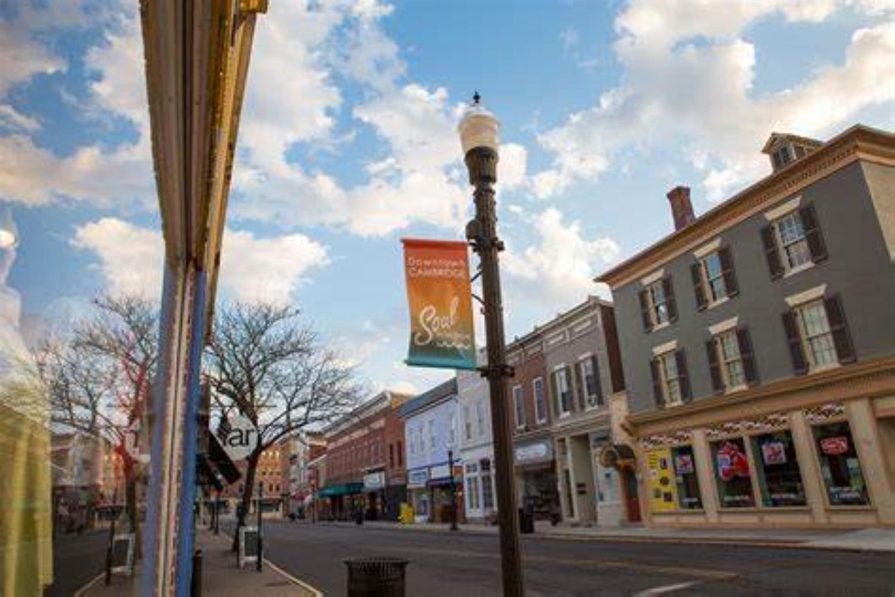 Comfort Inn  Suites Cambridge - Property Image 17