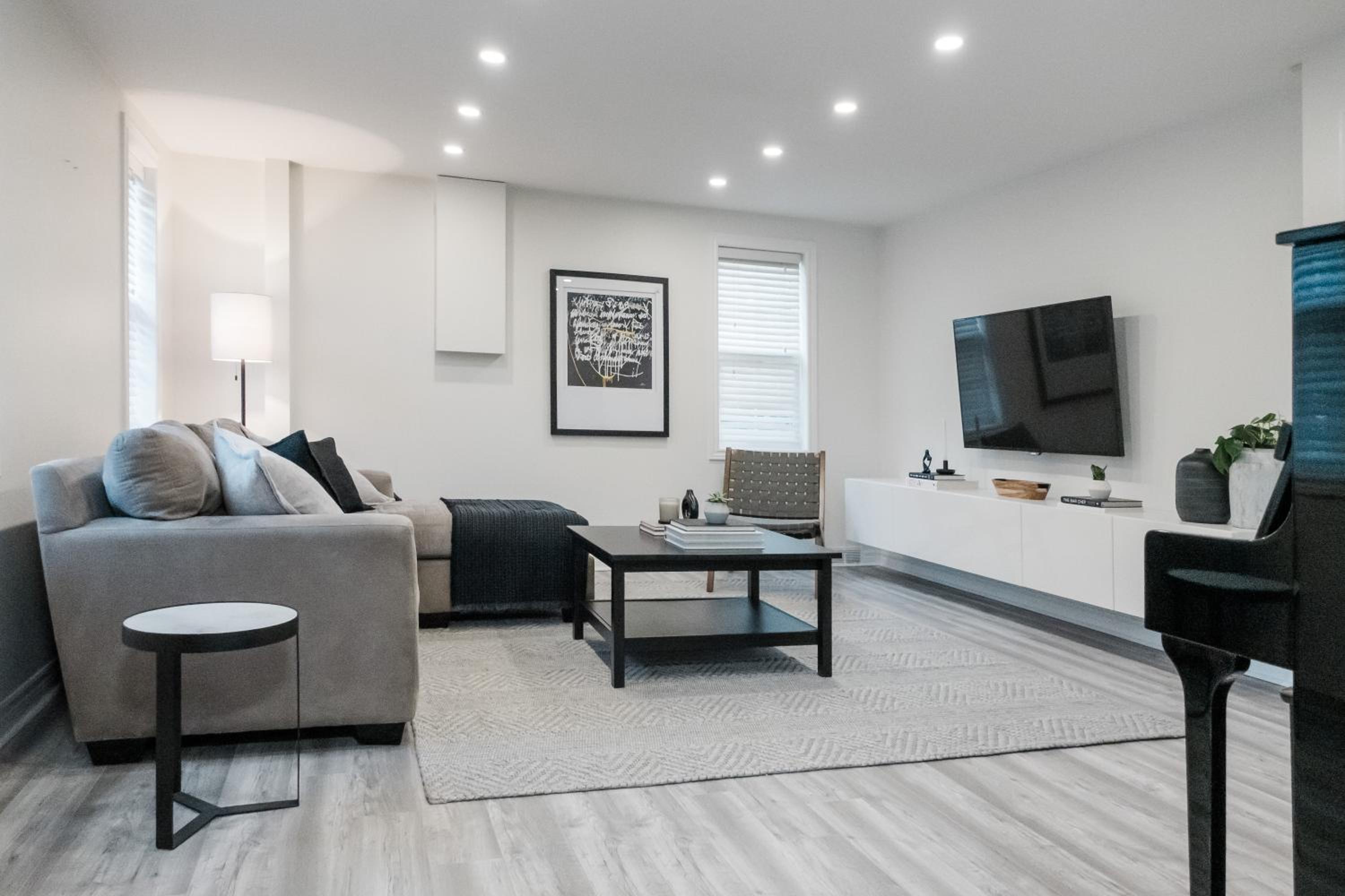 The Little White Haus