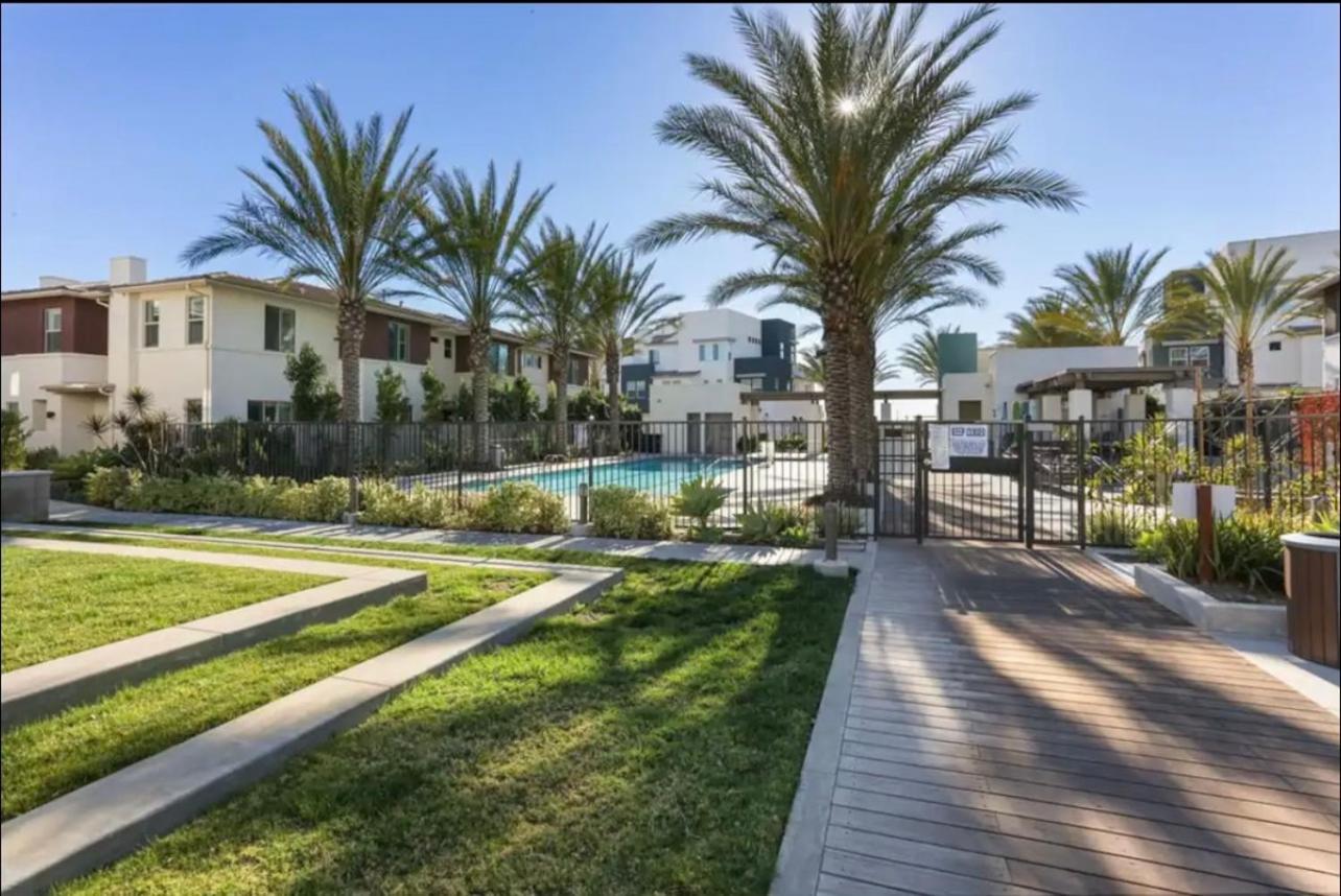 San Diego Vacations - 2 Bedroom Loft Townhome in Otay Ranch - Property Image 28