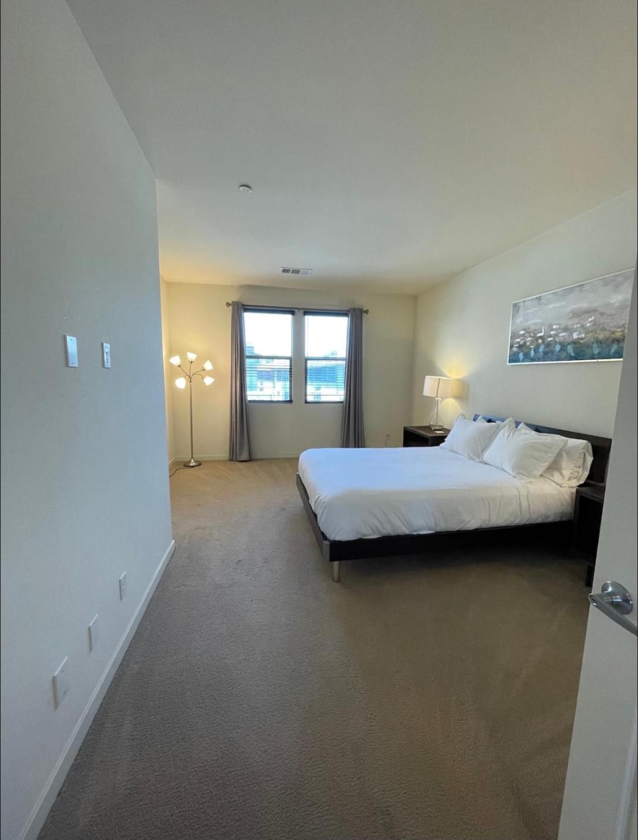 San Diego Vacations - 2 Bedroom Loft Townhome in Otay Ranch - Property Image 1
