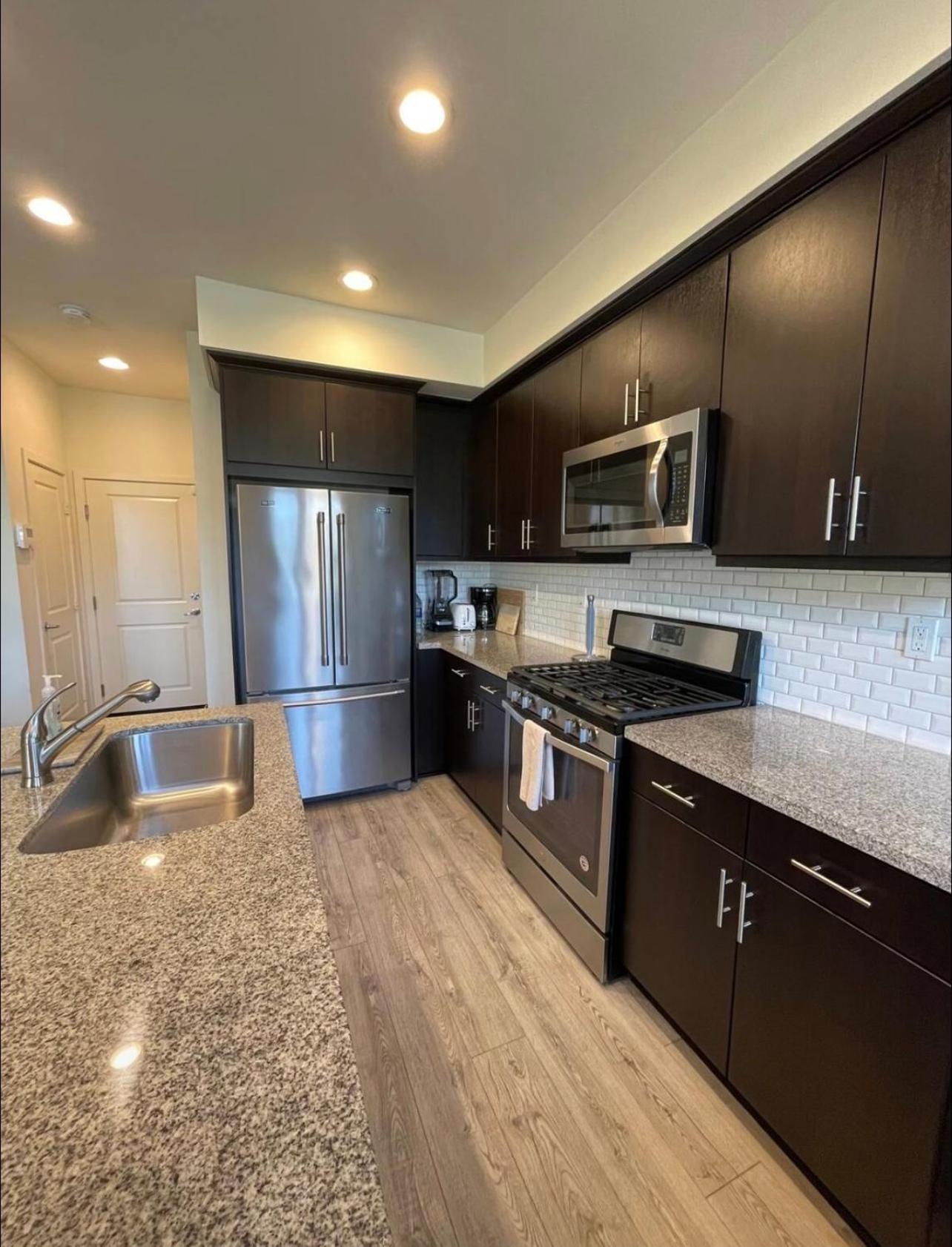 San Diego Vacations - 2 Bedroom Loft Townhome in Otay Ranch - Property Image 14