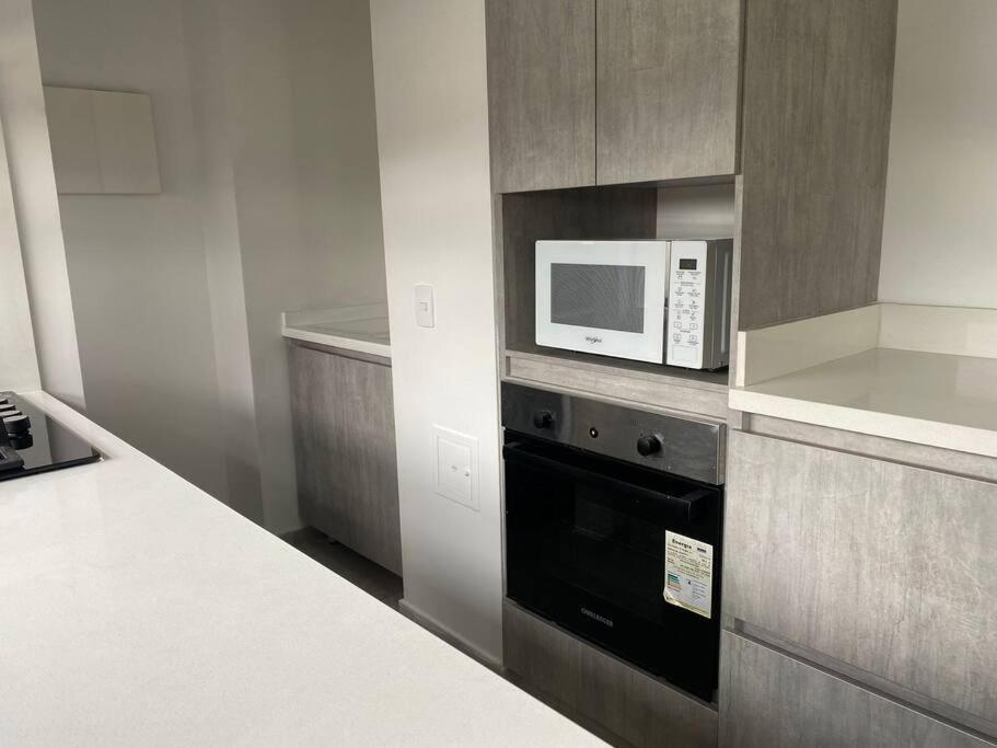 Luxury Unicentro Hab2