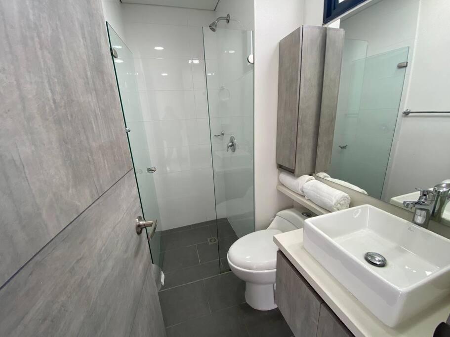 Luxury Unicentro Hab2