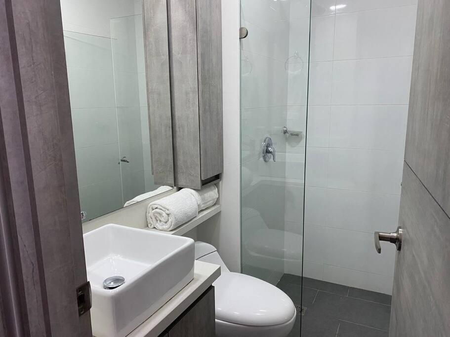 Luxury Unicentro Hab2