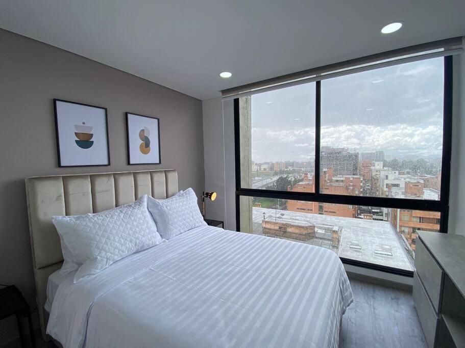 Luxury Unicentro Hab2
