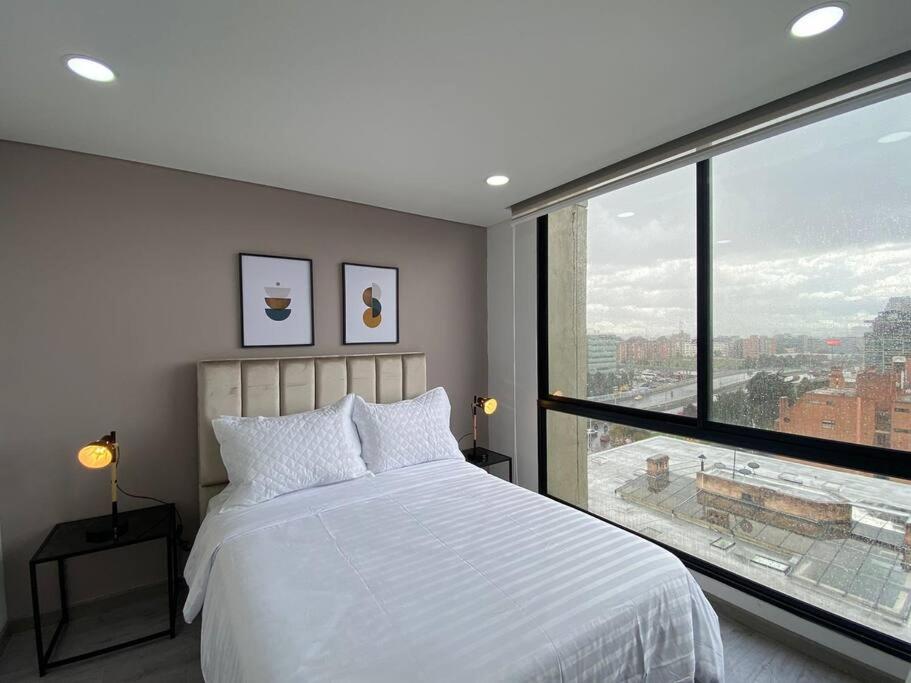 Luxury Unicentro Hab2