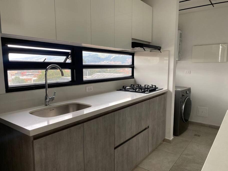 Luxury Unicentro Hab2