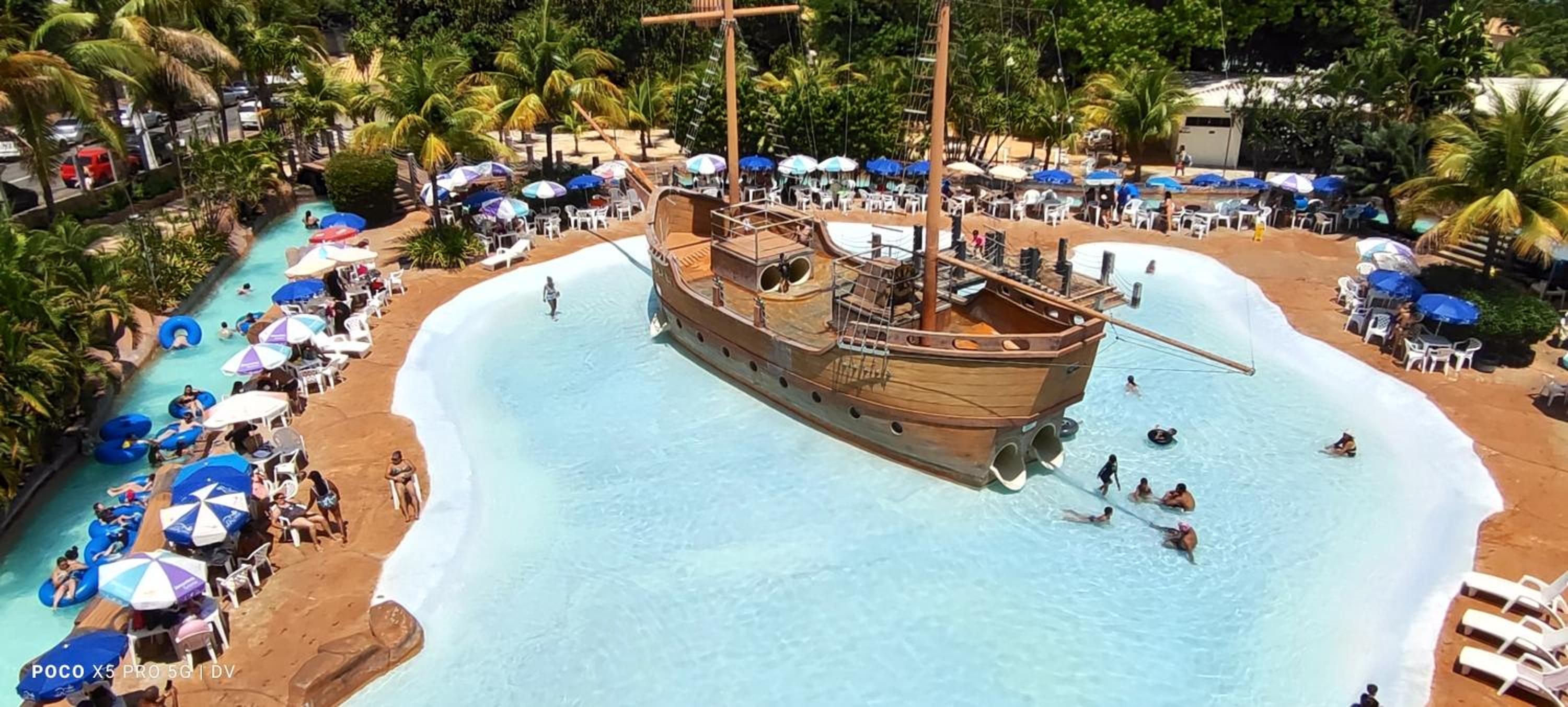 SPAZZIO diRoma Com PARK Acqua e Splash INCLUSO em caldas novas