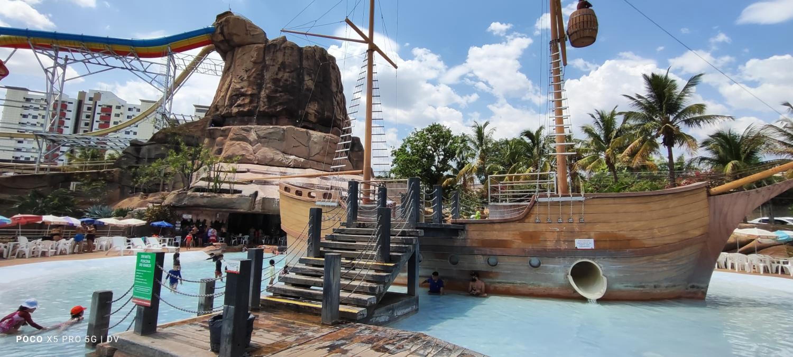 SPAZZIO diRoma Com PARK Acqua e Splash INCLUSO em caldas novas