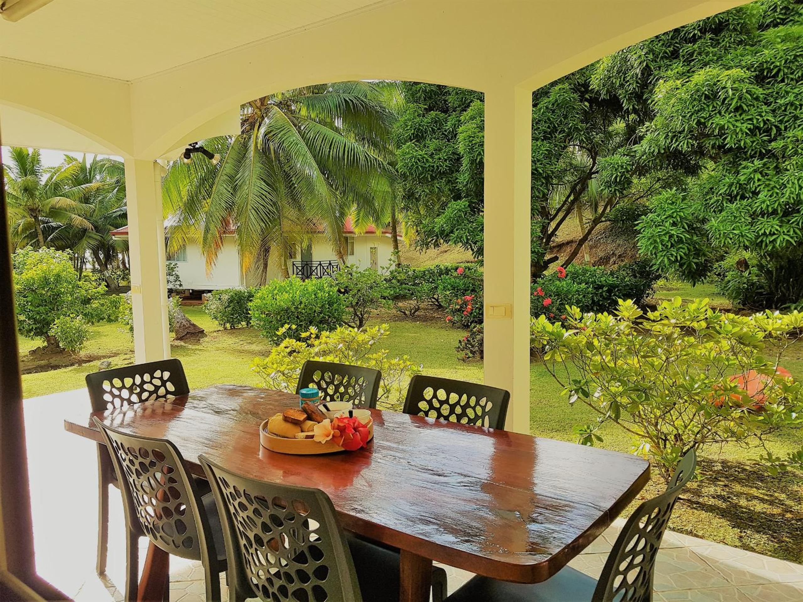 HUAHINE - Tipanier House view 2