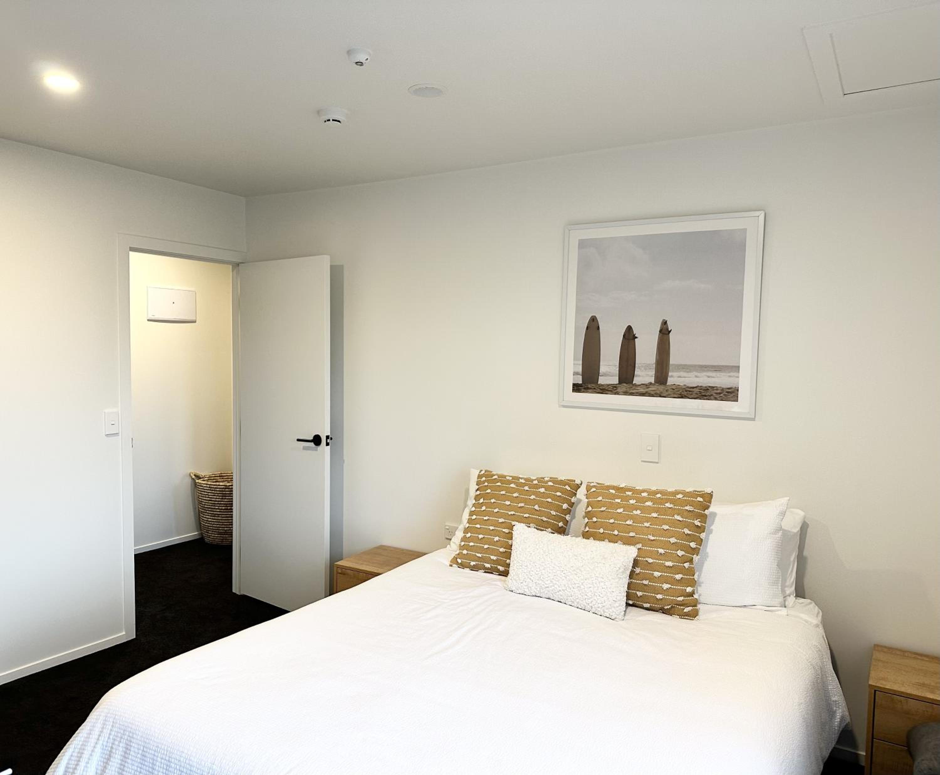Rooftop Apartment in CBD view 5