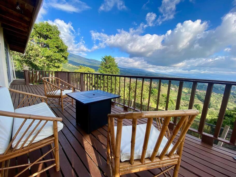 Astonishing view at Poás Volcano slopes: Casa Lili