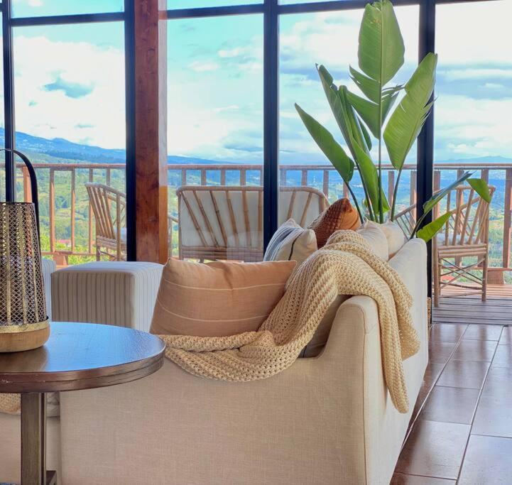 Astonishing view at Poás Volcano slopes: Casa Lili