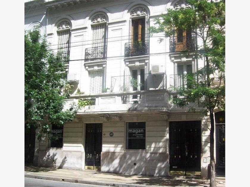 3 ambientes en Alto Palermo 2do piso por escalera