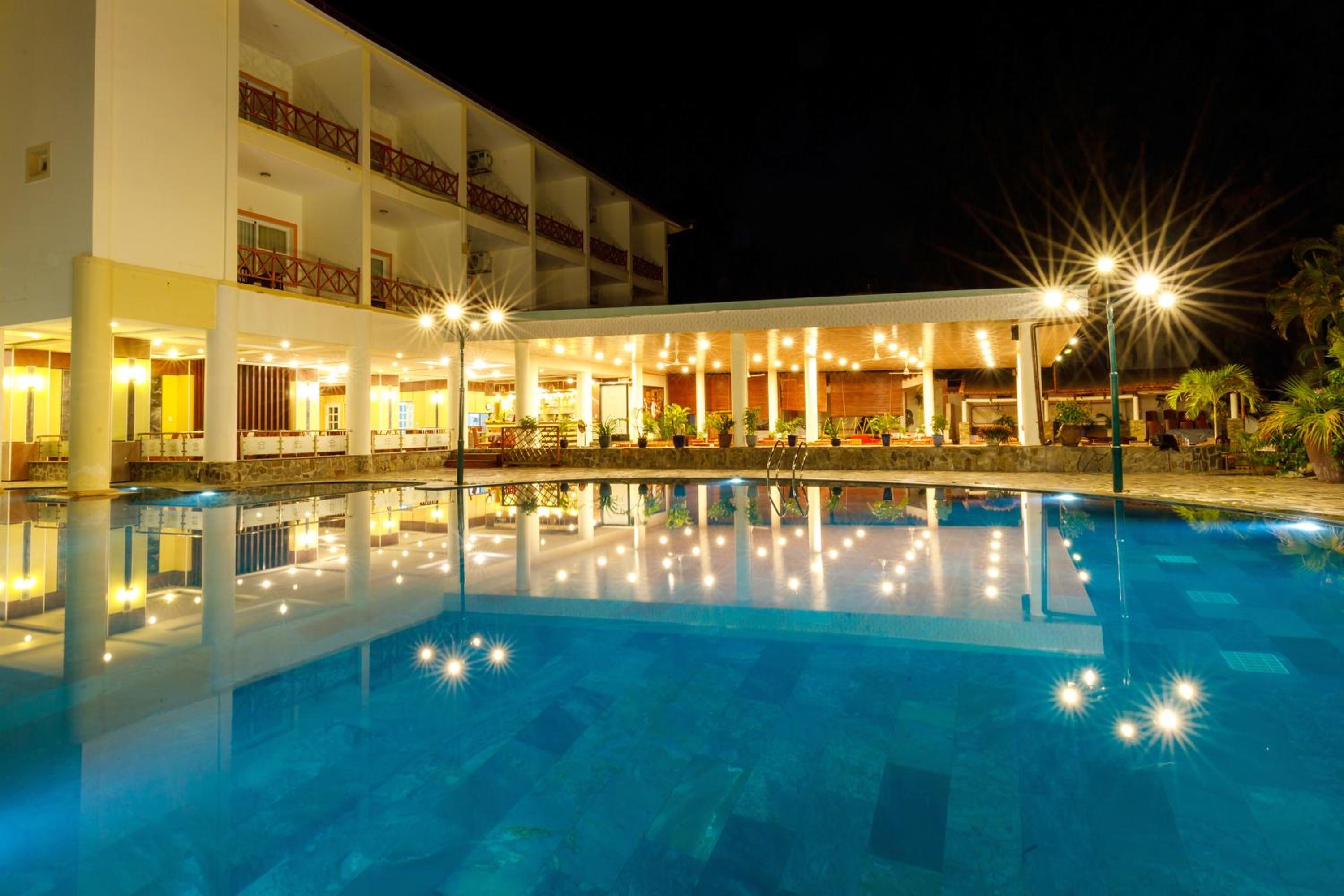 Le Aqua Resort & Spa Phan Thiet - Swiss Village Resort & Spa