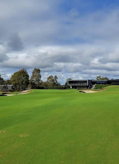 New 5 bedroom house in Rousehill
