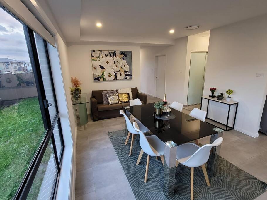 New 5 bedroom house in Rousehill