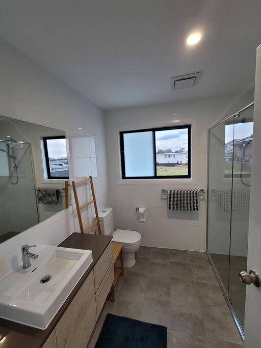 New 5 bedroom house in Rousehill