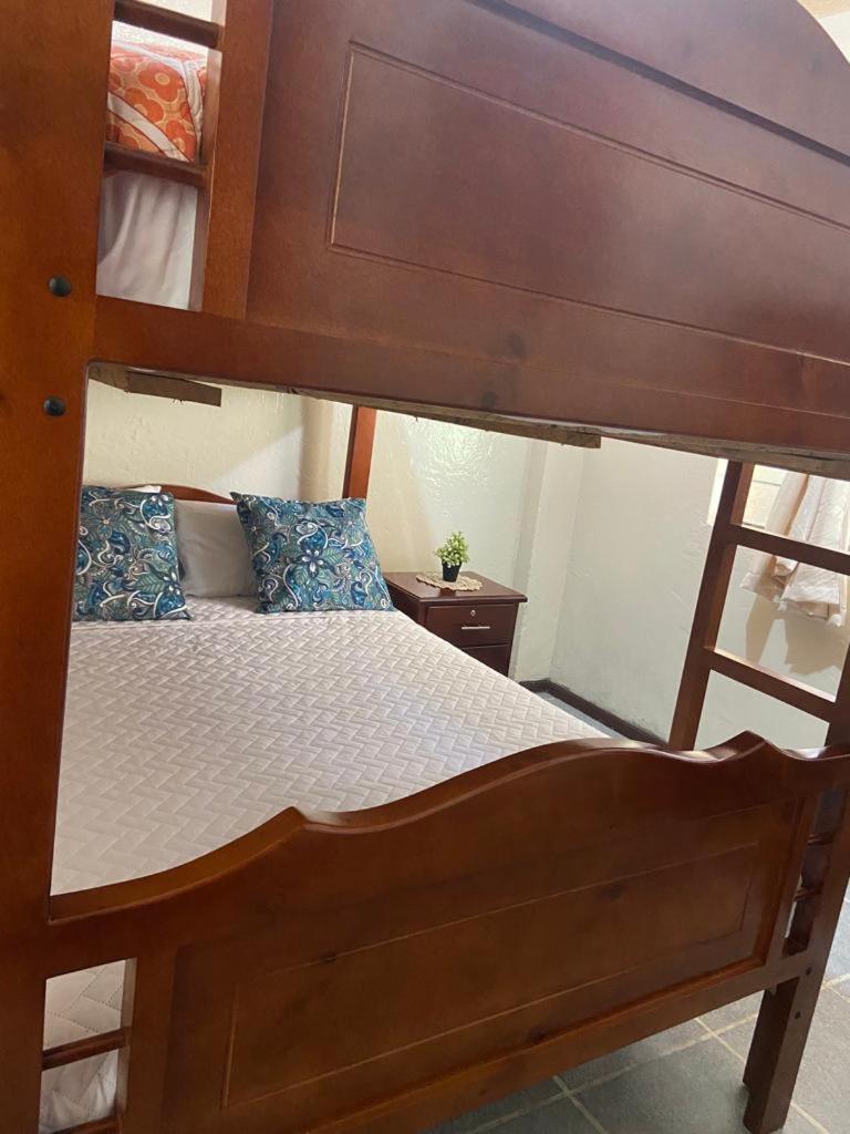 BAÑOS MINI DEPARTAMENTO AMOBLADO EN PLENO CENTRO de LA CIUDAD
