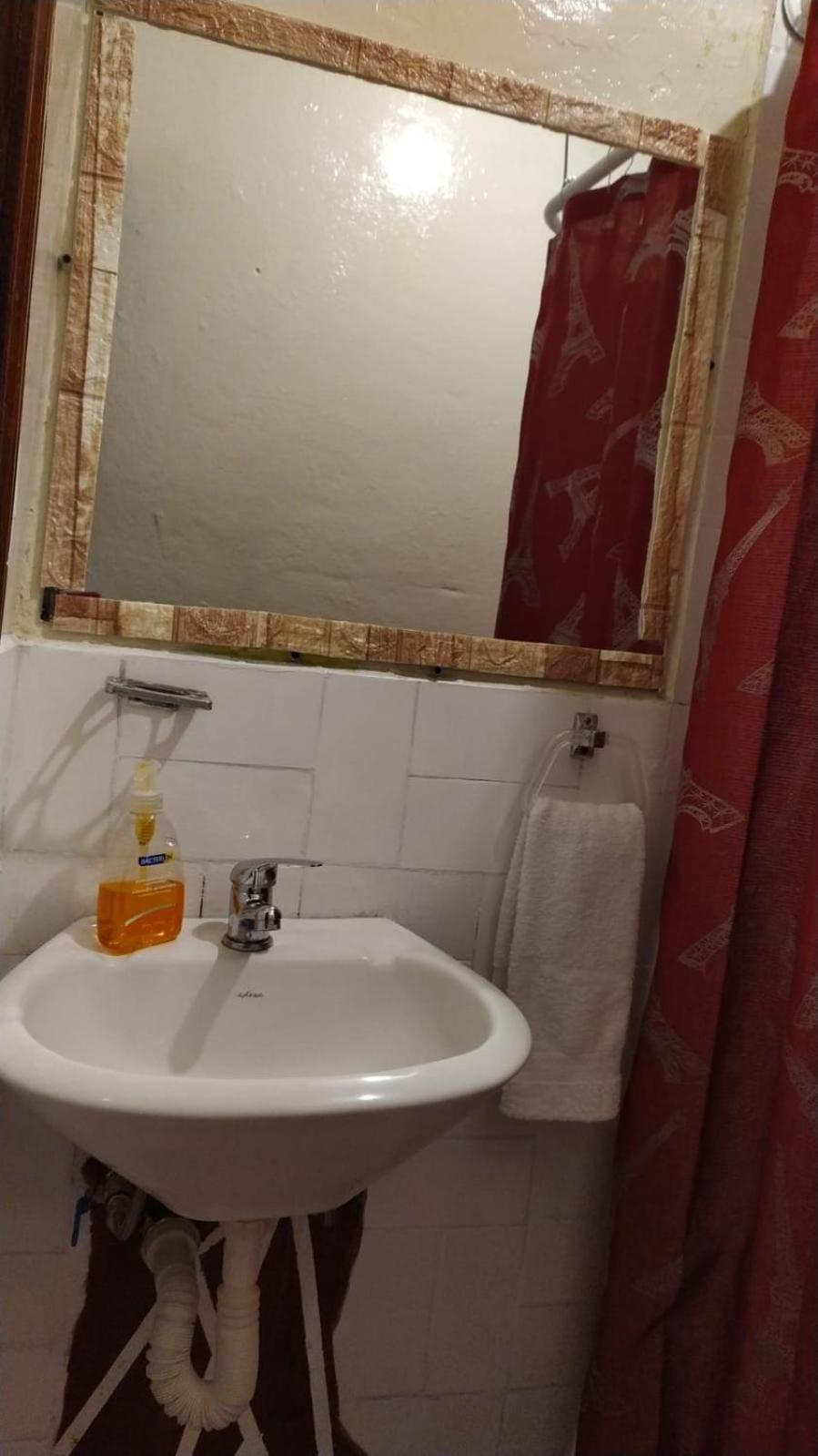 BAÑOS MINI DEPARTAMENTO AMOBLADO EN PLENO CENTRO de LA CIUDAD