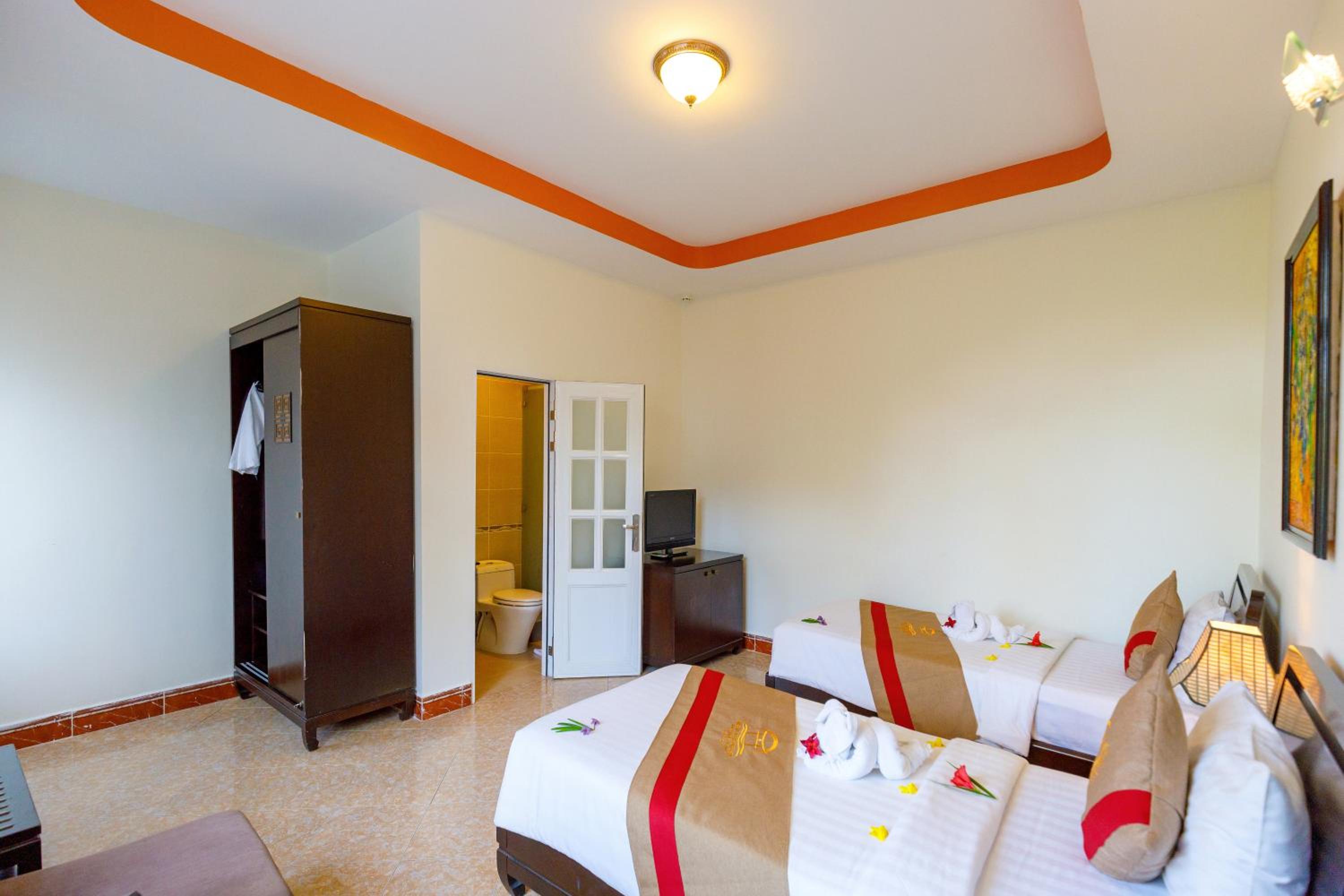 Le Aqua Resort & Spa Phan Thiet - Swiss Village Resort & Spa