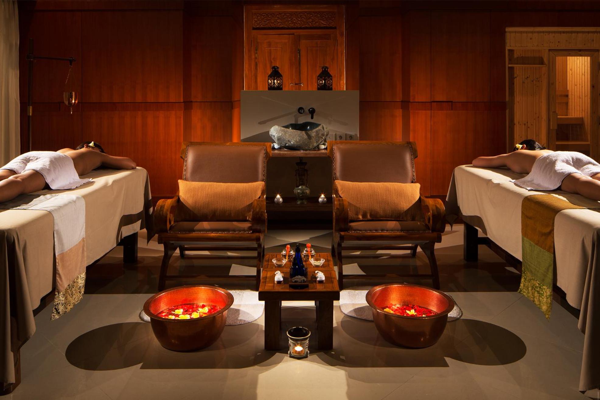 Samabe Bali Suites & Villas