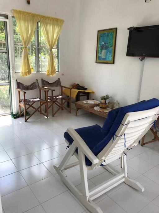 Casa de ambiente familiar para trabajo o descanso