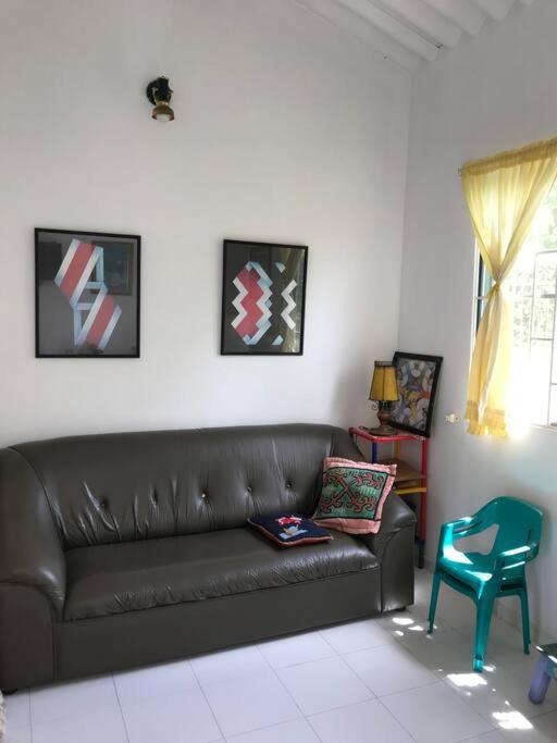 Casa de ambiente familiar para trabajo o descanso