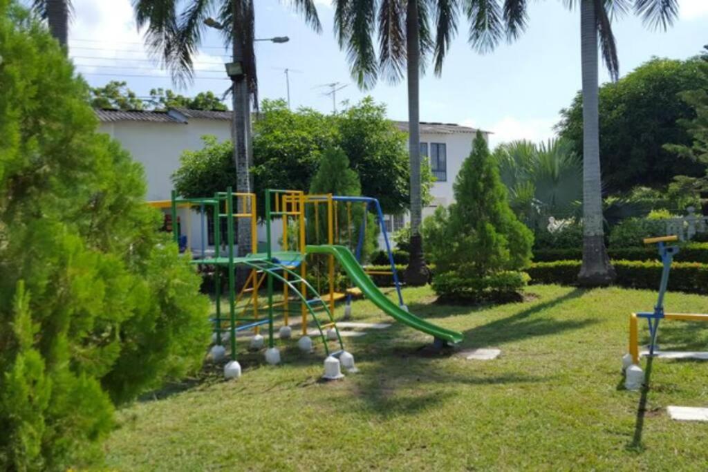 Casa de ambiente familiar para trabajo o descanso