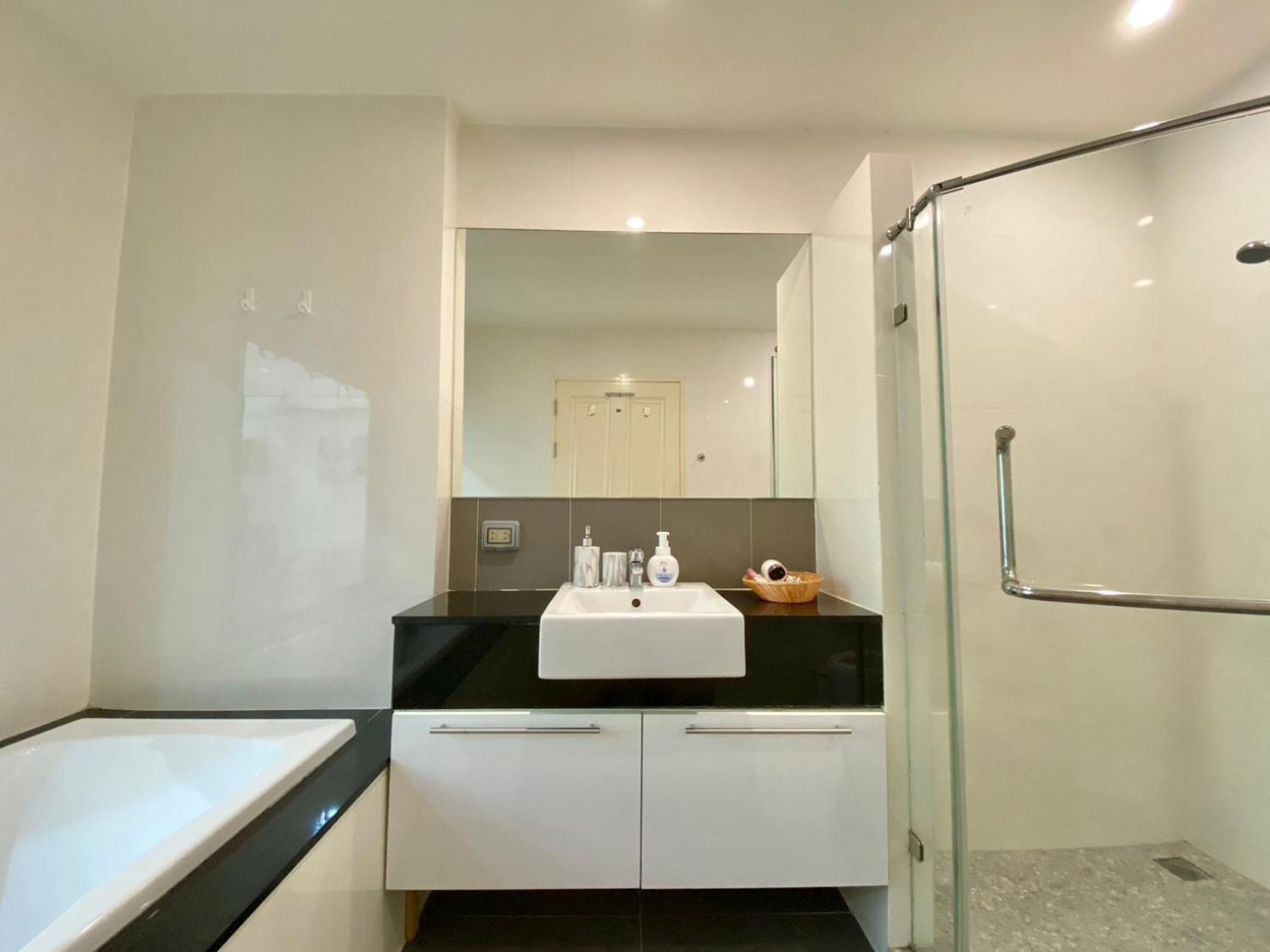 Patong - The Unity Seaview & Mountain Residence
