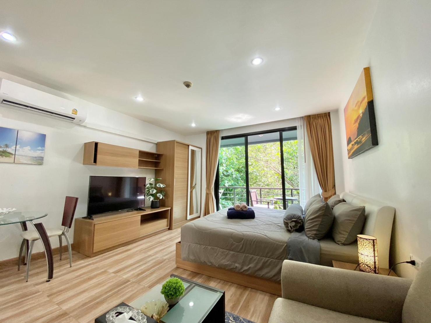 Patong - The Unity Seaview & Mountain Residence