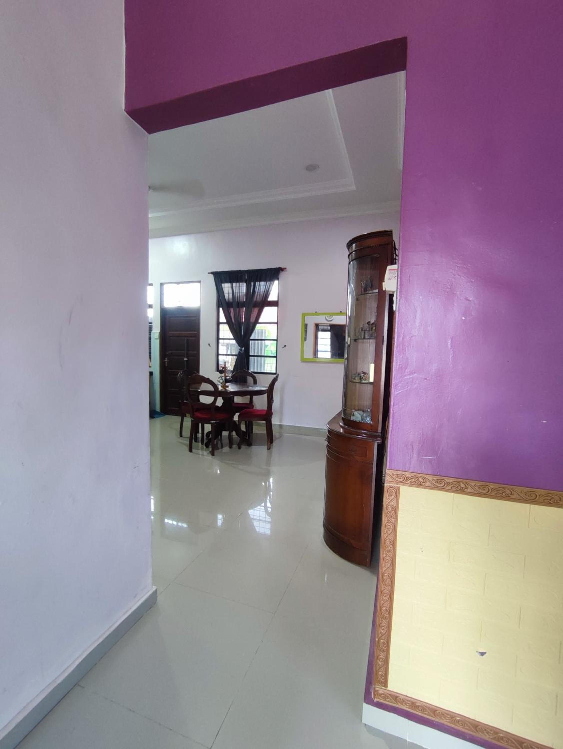 NikNa Homestay Batu Rakit - WIFI Netflix photo 8