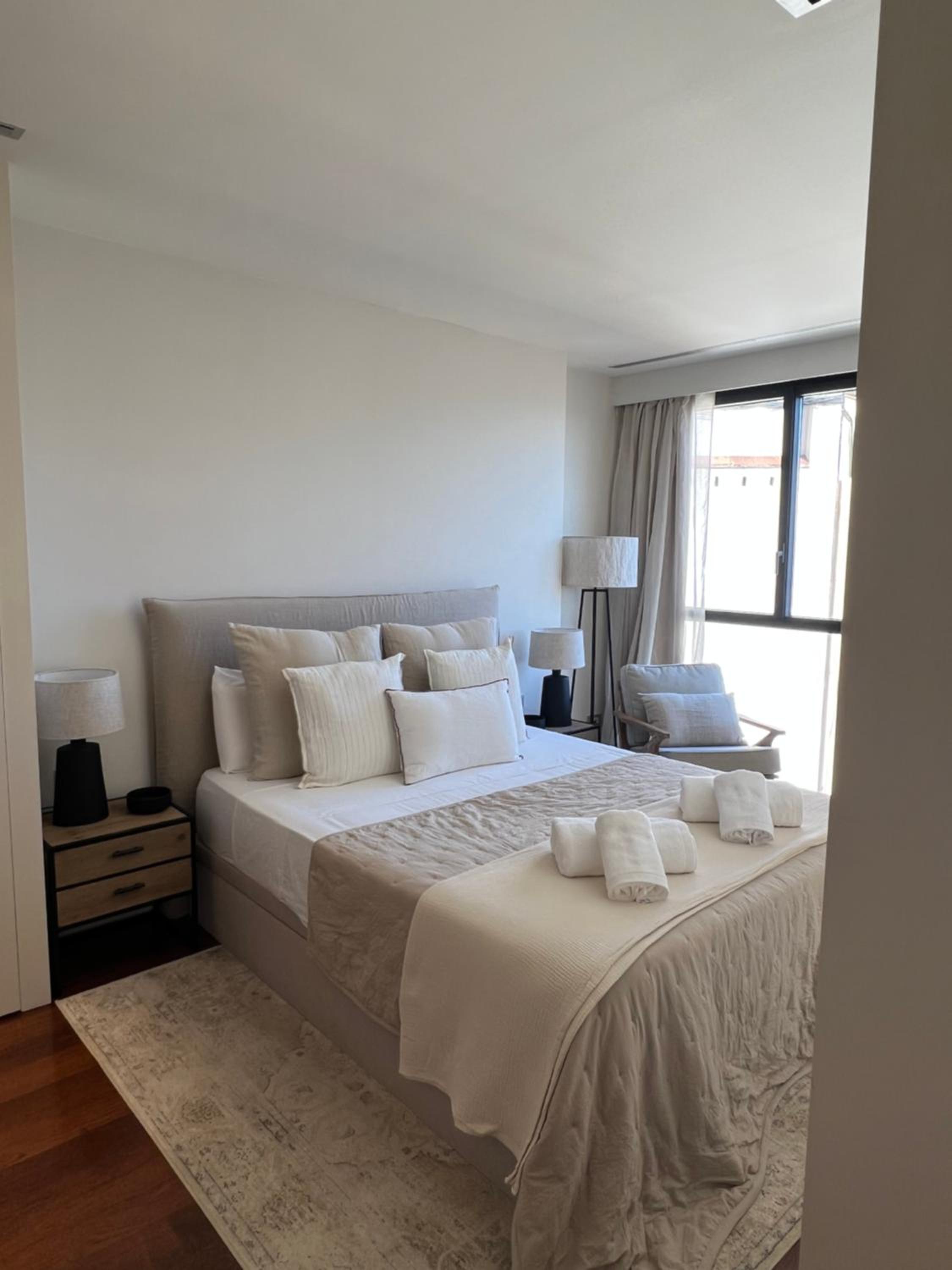 APARTMENT JUST 100mts FROM GAUDI'S CASA MILÀ-la Pedrera